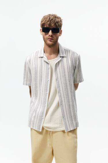 Image 0 of STRIPED TEXTURED SHIRT from Zara