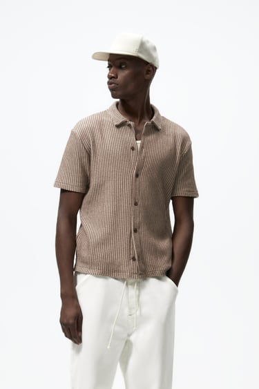 Image 0 of TEXTURED WEAVE KNIT SHIRT from Zara