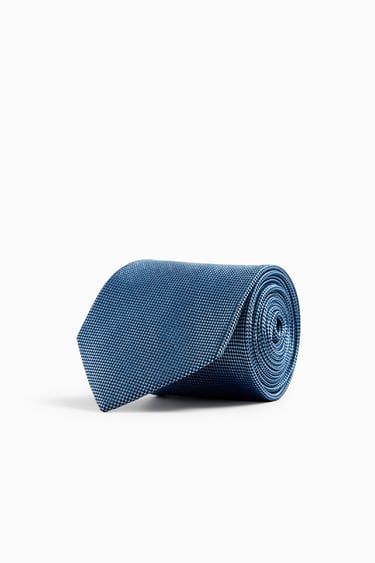 Image 0 of BASIC TEXTURED TIE from Zara