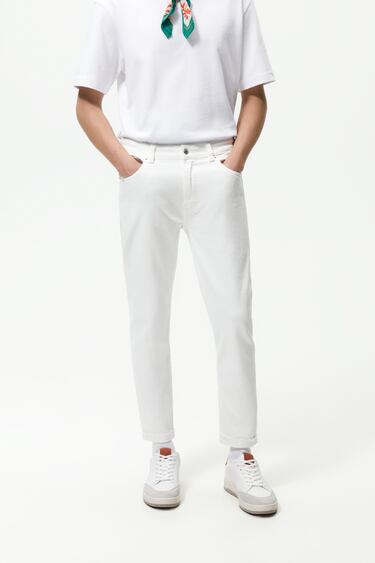 SLIM-FIT COLOURED TROUSERS