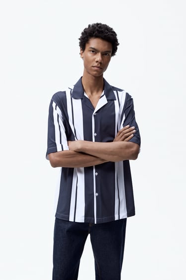 Image 0 of STRIPED ELASTIC SHIRT from Zara