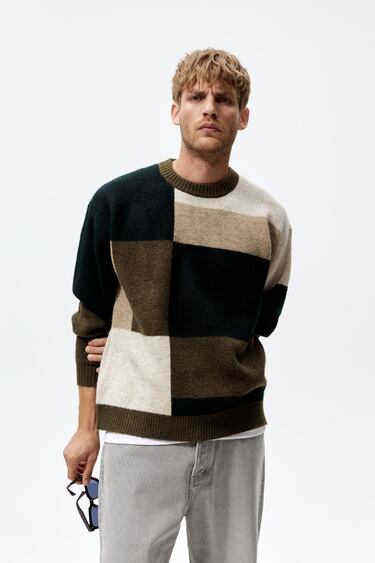 Image 0 of COLORBLOCK SWEATER from Zara