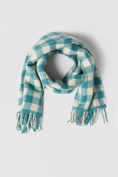 Image 0 of KIDS/ GINGHAM CHECK KNIT SCARF from Zara