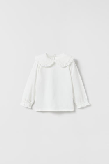 Image 0 of OVERSIZED BLOUSE T-SHIRT WITH EMBROIDERED BIB COLLAR from Zara
