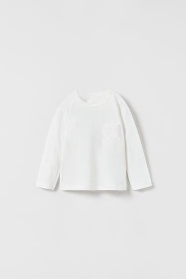 Image 0 of BASIC T-SHIRT WITH POCKET from Zara