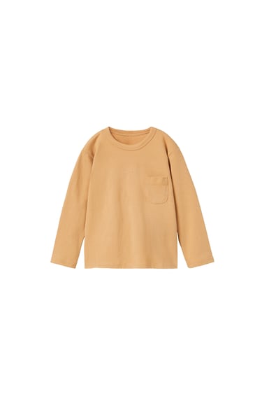 Image 0 of BASIC T-SHIRT WITH POCKET from Zara