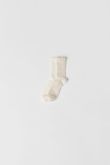 Image 0 of KIDS/ TWO-PACK OF SOCKS WITH LETTUCE-EDGE DETAIL from Zara