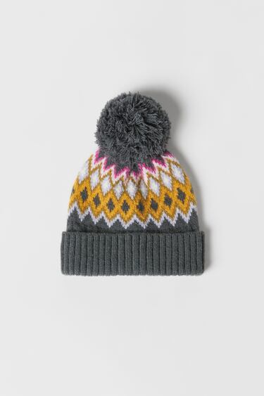 Image 0 of BABY/ KNIT BEANIE WITH PATTERN from Zara