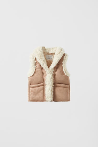 Image 0 of FAUX SHEARLING DOUBLE-FACED WAISTCOAT from Zara
