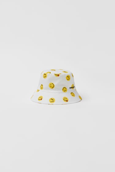 Image 0 of BABY/ SMILEYWORLD ® HAPPY COLLECTION BUCKET HAT from Zara
