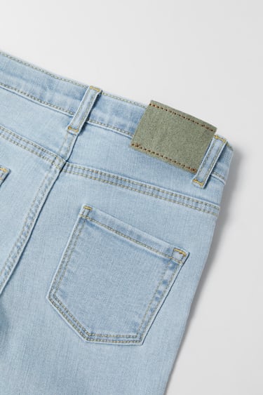 Image 0 of THE TRUTH SLIM JEANS from Zara