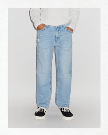 Image 0 of RELAXED-FIT JEANS from Zara