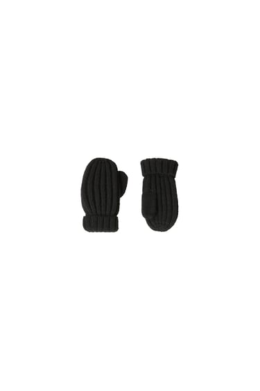 Image 0 of BABY/ KNIT MITTENS from Zara
