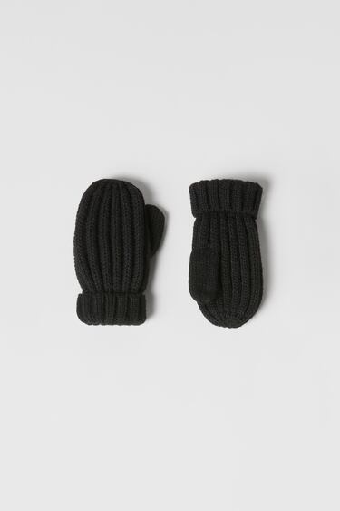 Image 0 of BABY/ KNIT MITTENS from Zara