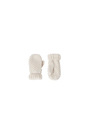 Image 0 of BABY/ CABLE-KNIT MITTENS from Zara