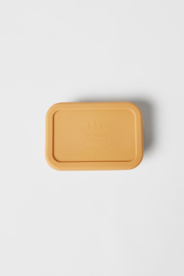 Image 0 of ADVENTURE EXPEDITION LUNCH BOX from Zara