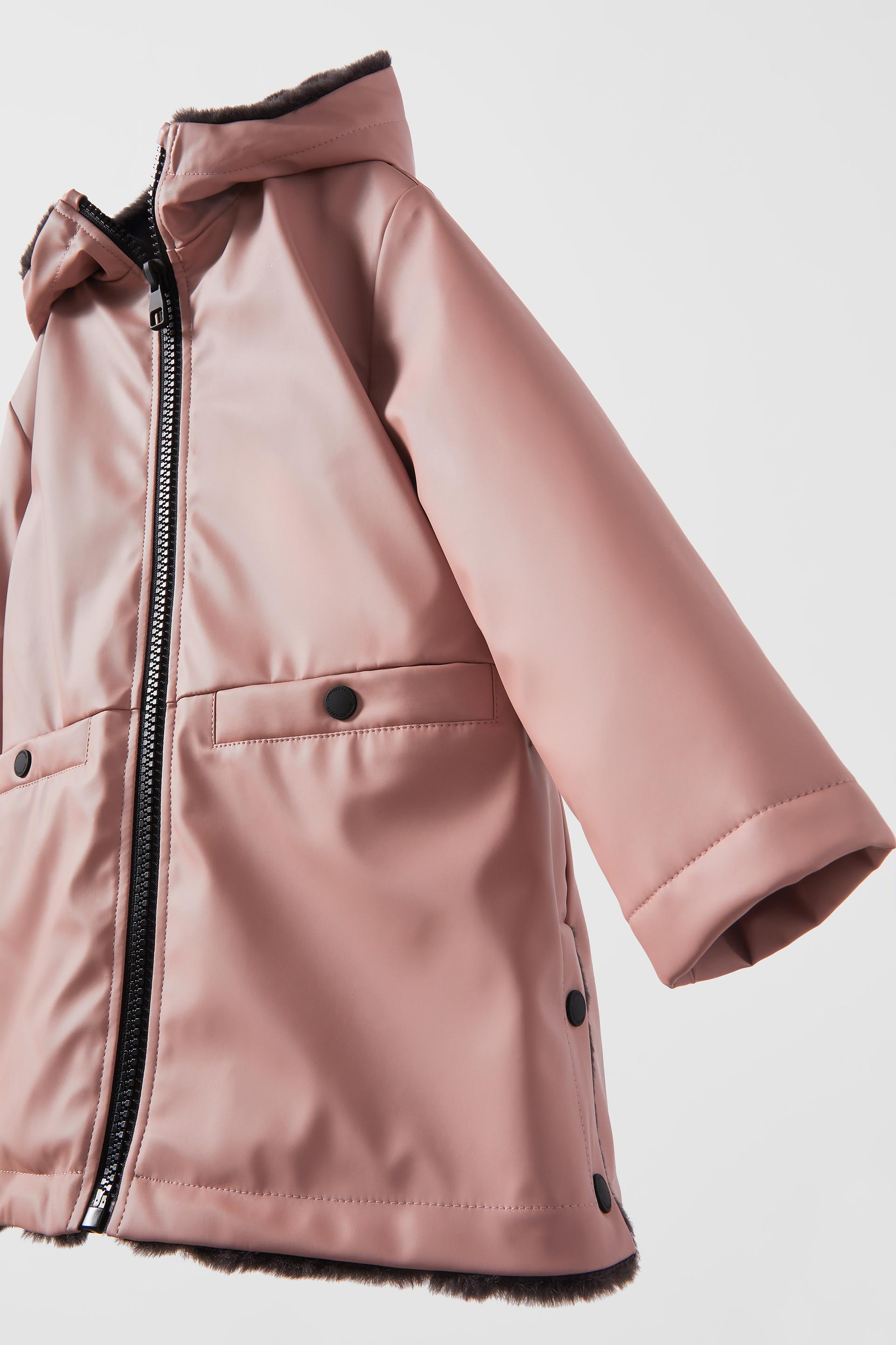 Zara - Faux Fur Lined Rubberized Raincoat - Pink - Unisex