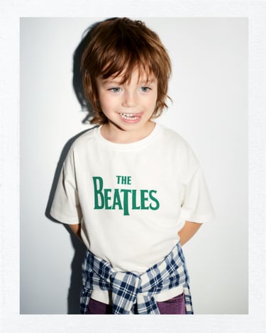 Image 0 of THE BEATLES T-SHIRT from Zara