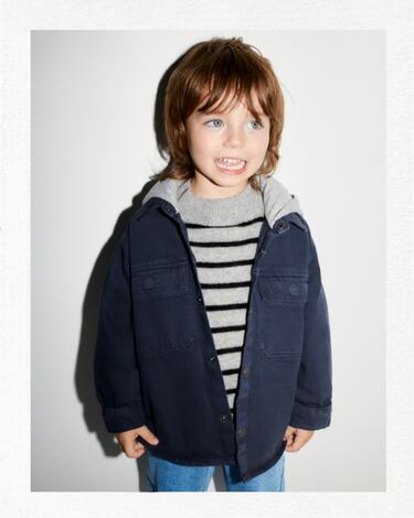 Image 0 of OVERSHIRT WITH CONTRASTING HOOD from Zara
