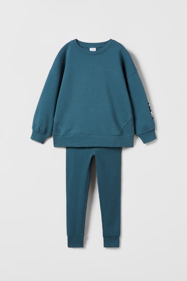 Image 0 of PACK WITH LABELLED SWEATSHIRT AND RIBBED LEGGINGS from Zara