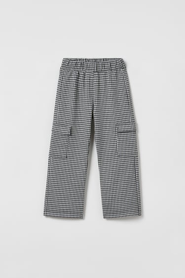 Image 0 of Elastic waistband pants. Flap patch pockets at leg. from Zara