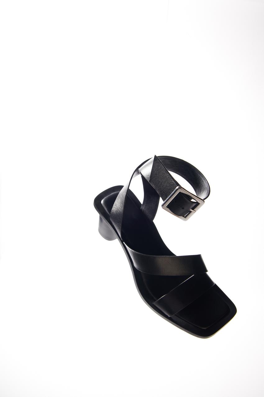 BLOCK HEEL LEATHER SANDALS - Black | ZARA Angola