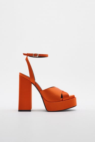 Image 0 of CHUNKY FABRIC PLATFORM SANDALS from Zara