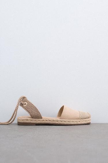 Zapatos Planos de Mujer | Nueva Colección Online | ZARA España