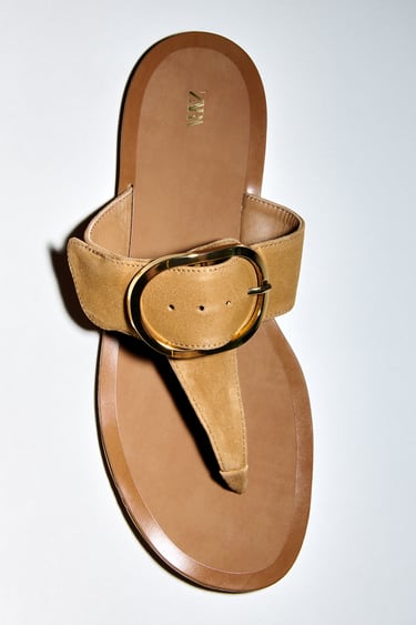 Image 0 of FLAT LEATHER SANDALS WITH BUCKLE DETAIL from Zara
