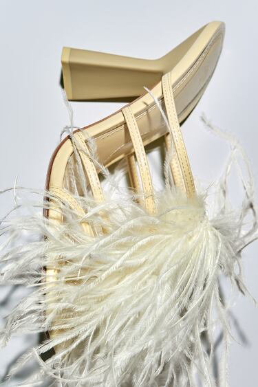 FEATHERED HEELED SANDALS