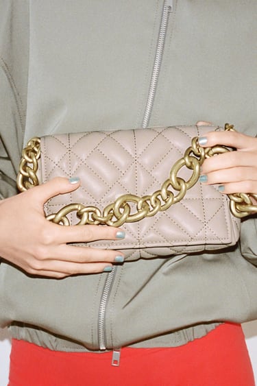 Image 0 of QUILTED SHOULDER BAG WITH CHAIN from Zara