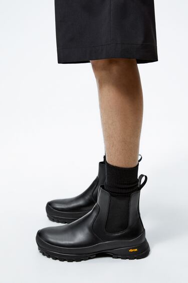 ブーツ ブラック 黒 メンズ 最新コレクション Zara 日本