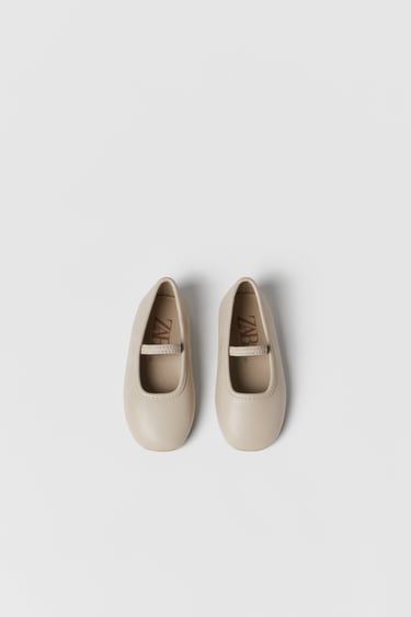 Image 0 of BABY/ MONOCHROME BALLET FLATS from Zara