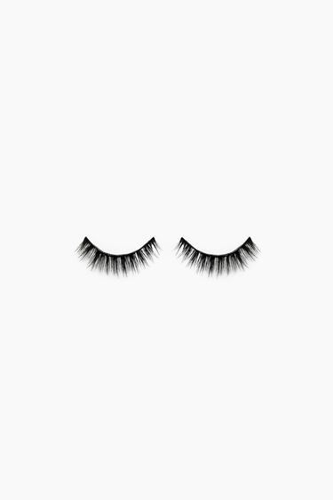 Image 0 of LASH EXTENSIONS COOL SWING from Zara