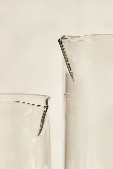Image 0 of CYLINDRICAL BOROSILICATE GLASS JUG from Zara