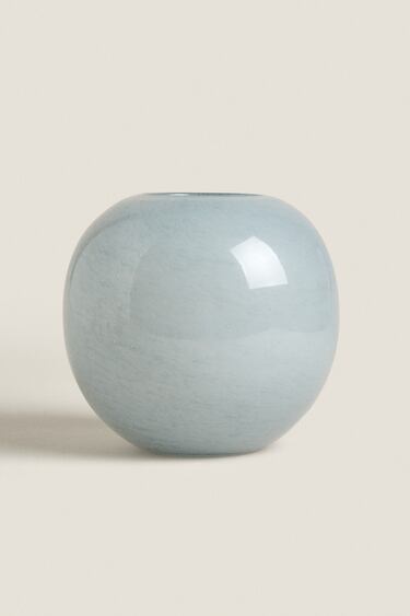Image 0 of BLOWN GLASS VASE from Zara