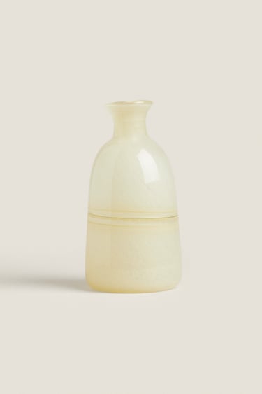 Image 0 of BLOWN GLASS VASE from Zara