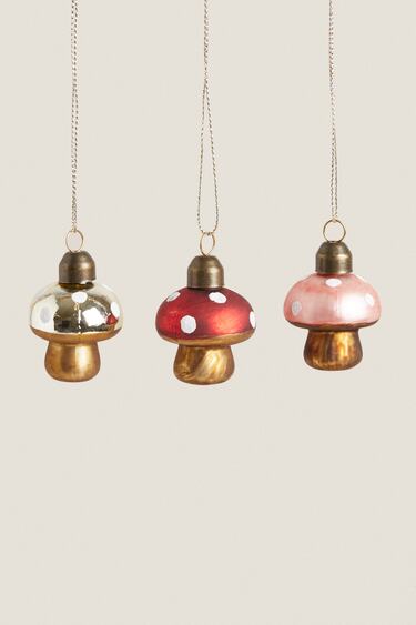 Image 0 of MUSHROOM CHRISTMAS DECORATIONS (PACK OF 3) from Zara