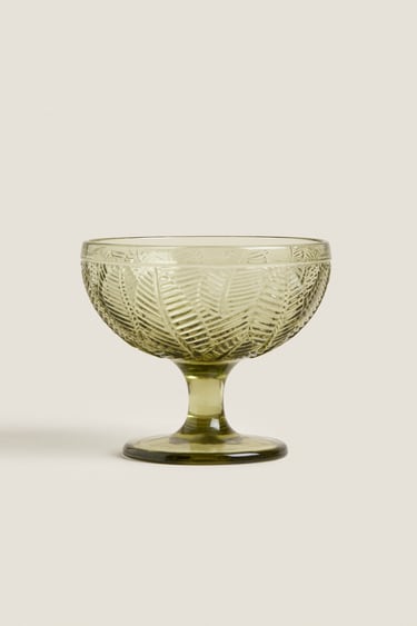 Image 0 of GLASS ICE-CREAM CUP WITH LEAVES from Zara