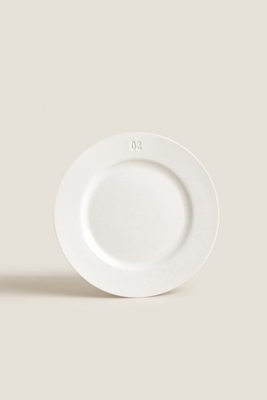 Image 0 of PORCELAIN DESSERT PLATE WITH NUMBER DETAIL from Zara