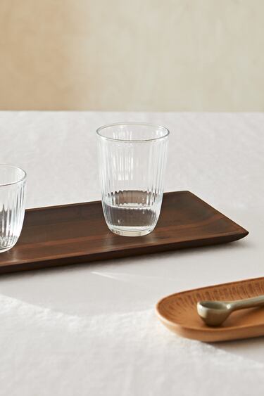 Image 0 of LINE-DESIGN GLASS SOFT DRINK TUMBLER from Zara