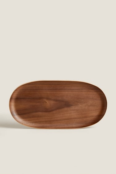 Image 0 of OVAL WOODEN TRAY from Zara