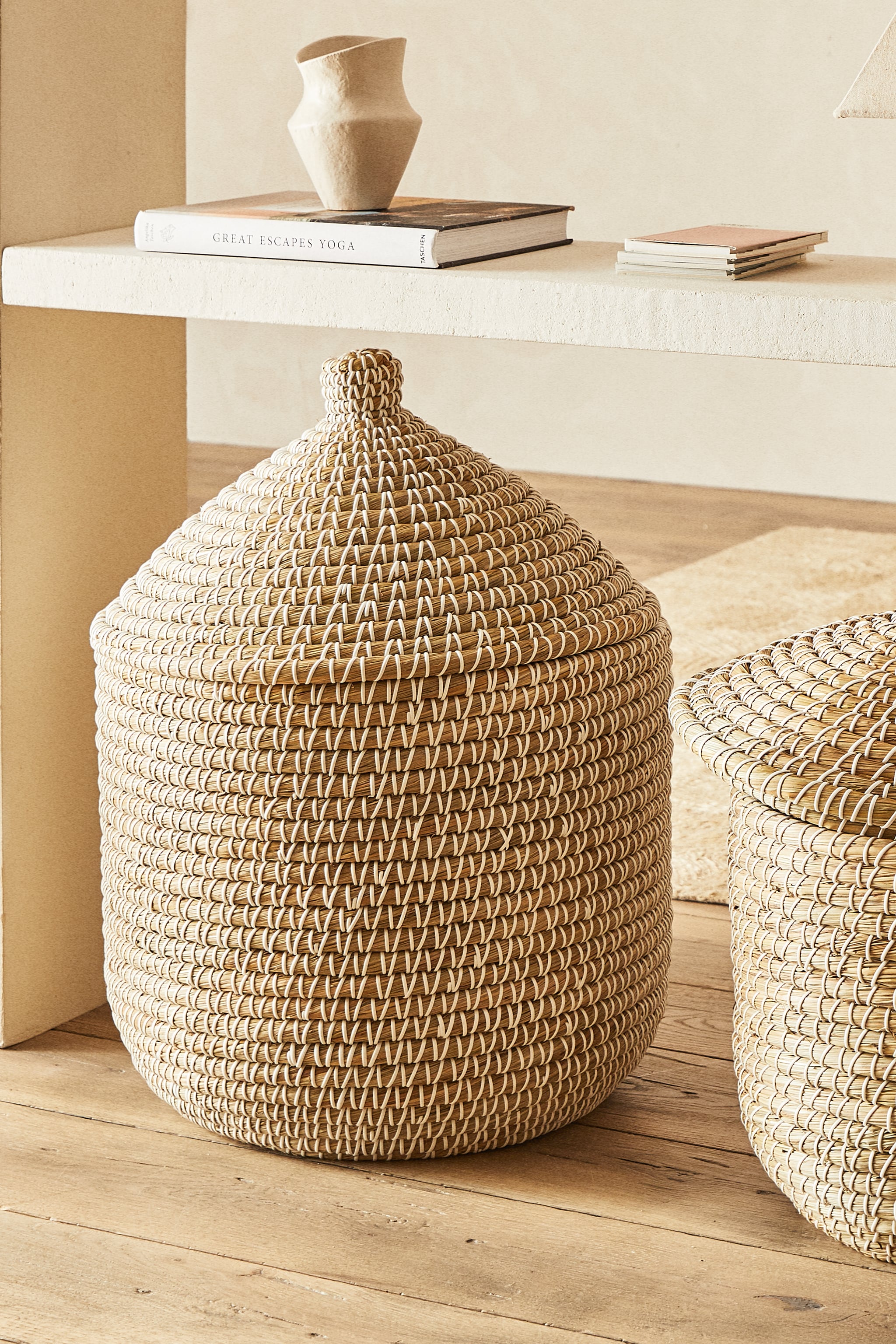 ROUND BASKET WITH LID