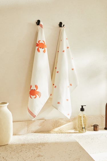 COTTON KITCHEN TOWEL WITH CRAB PRINT (PACK OF 2)