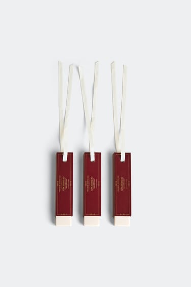 Image 0 of (PACK OF 3) GINGERBREAD SCENTED STICKS from Zara