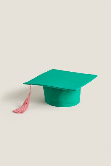 Image 0 of BABAR™ HAT AND GRADUATION CERTIFICATE from Zara