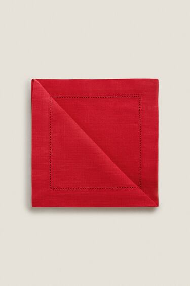 Image 0 of HEMSTITCHED NAPKIN (PACK OF 2) from Zara