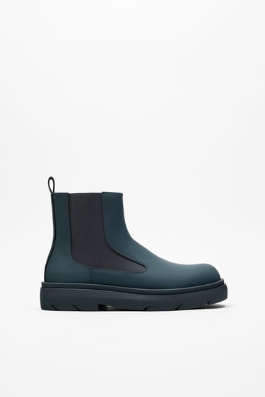 Image 0 of RUBBERISED CHUNKY ANKLE BOOTS from Zara