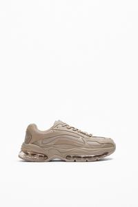 Air cushion trainers clearance