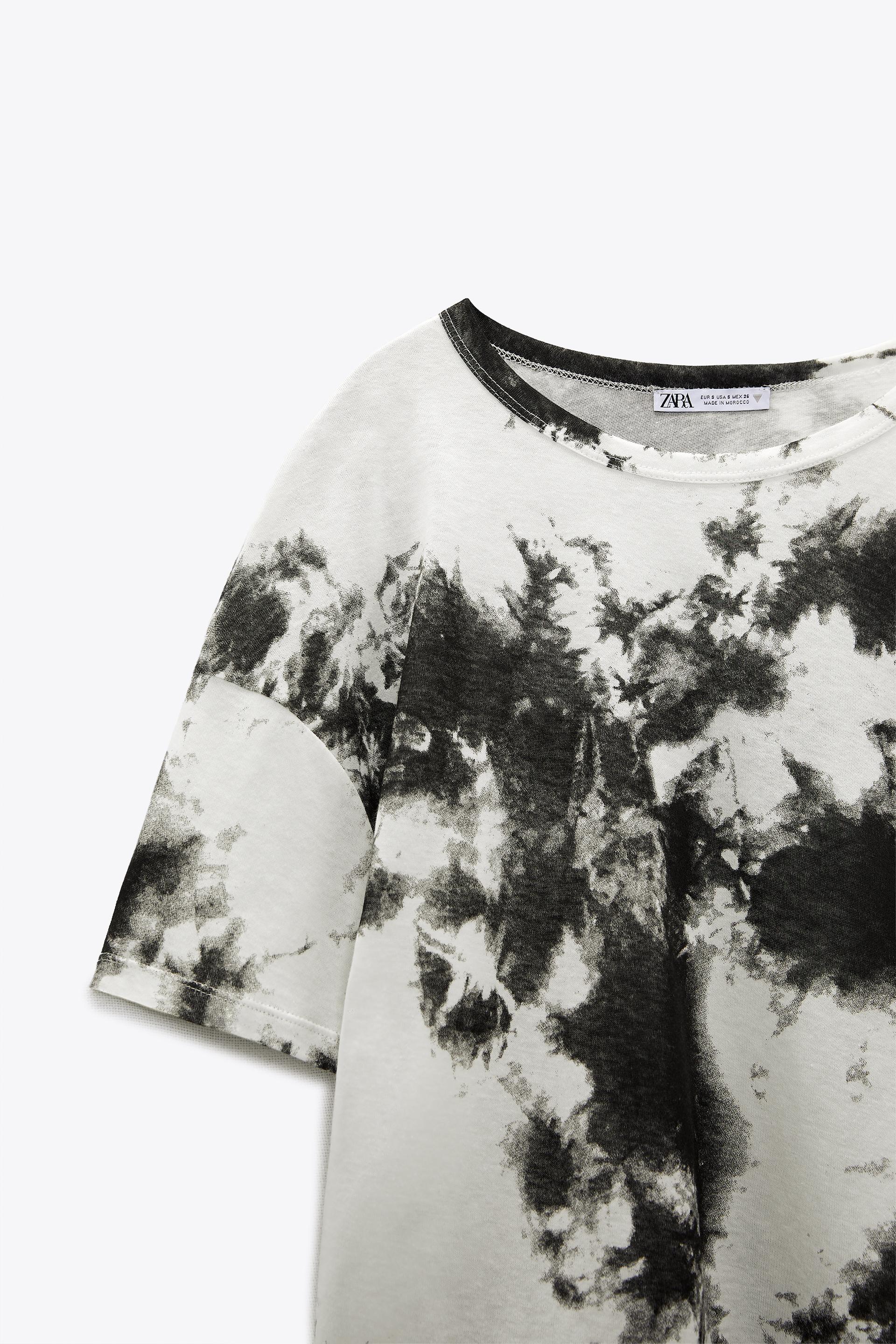 PRINTED T-SHIRT - Black / White | ZARA 